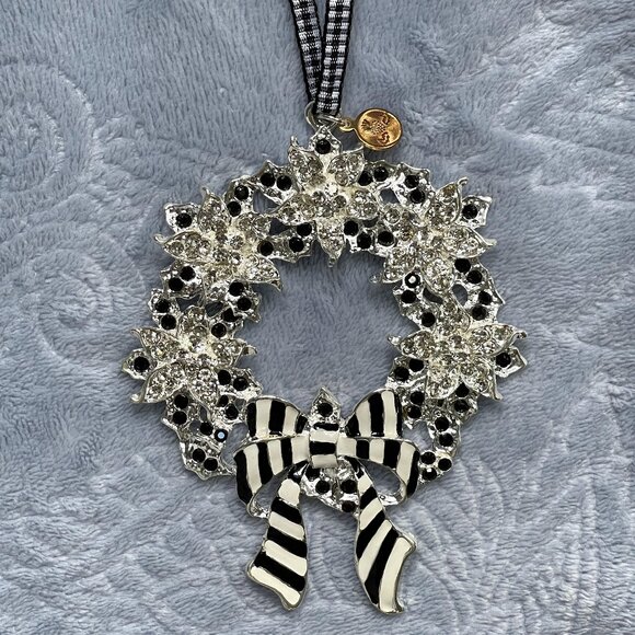 MacKenzie-Childs Silent Night Wreath Ornament -NEW - Picture 4 of 16